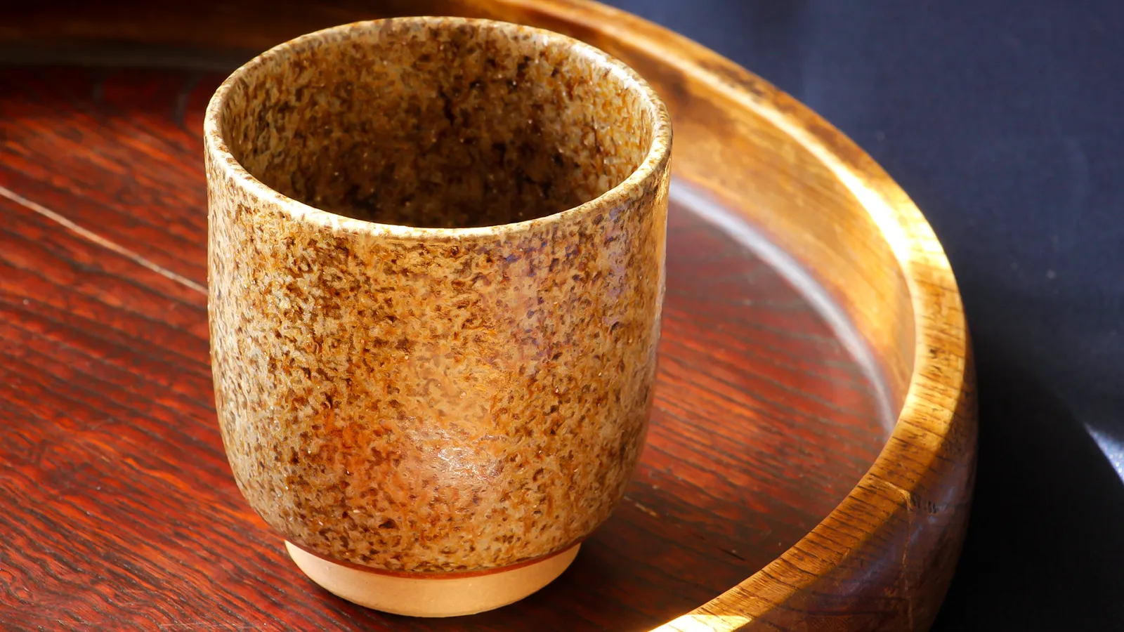 珍しい徳島阿波の大谷焼きです。 大谷焼 | 公益社団法人 徳島県産業国際化支援機構 公式ホームページ