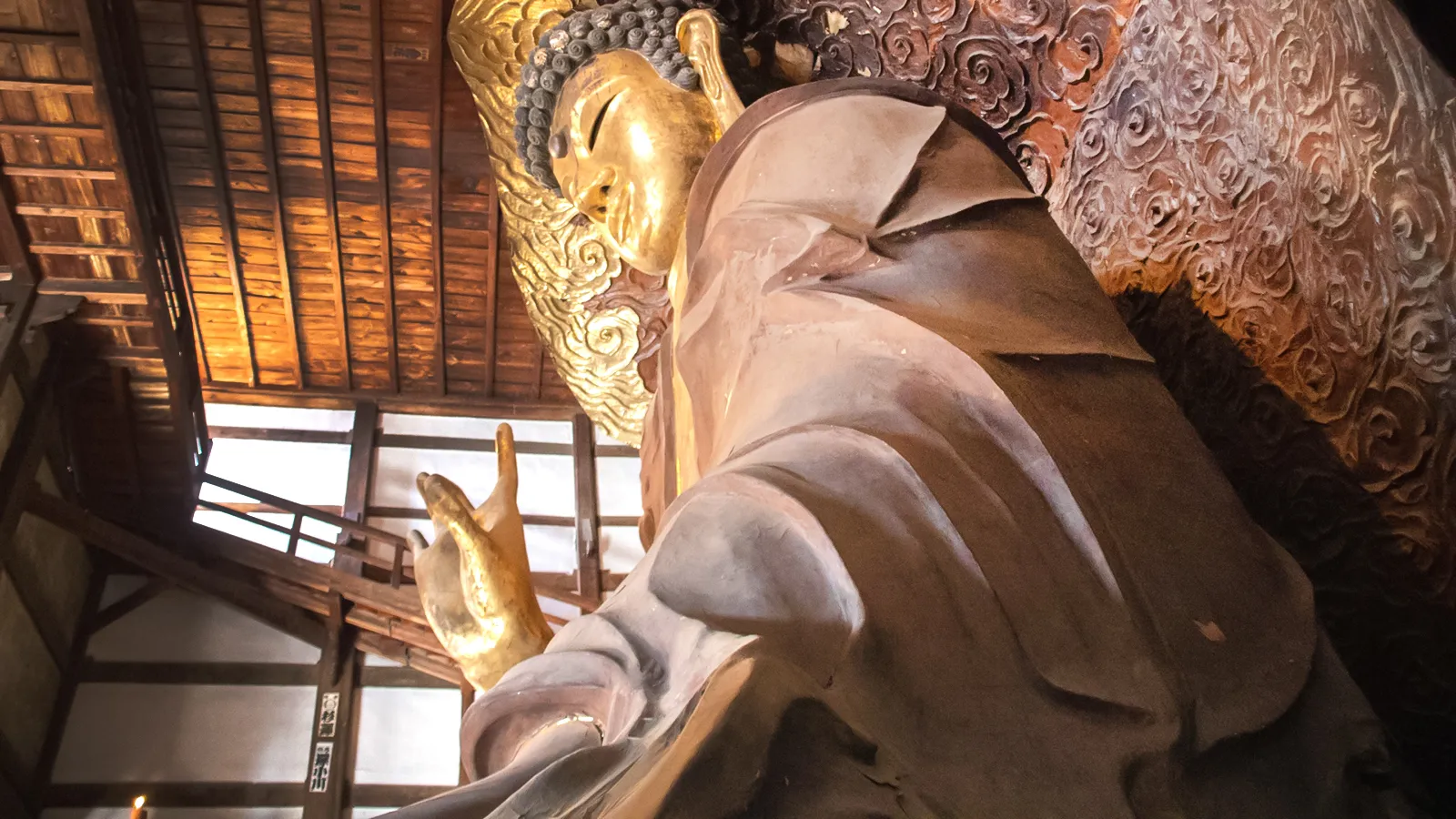 乾漆(かんしつ)とは?起源と歴史から主な技法、素材の可能性、現代における魅力まで徹底解説 乾漆とは?起源と歴史から主な技法、現代における魅力まで徹底解説