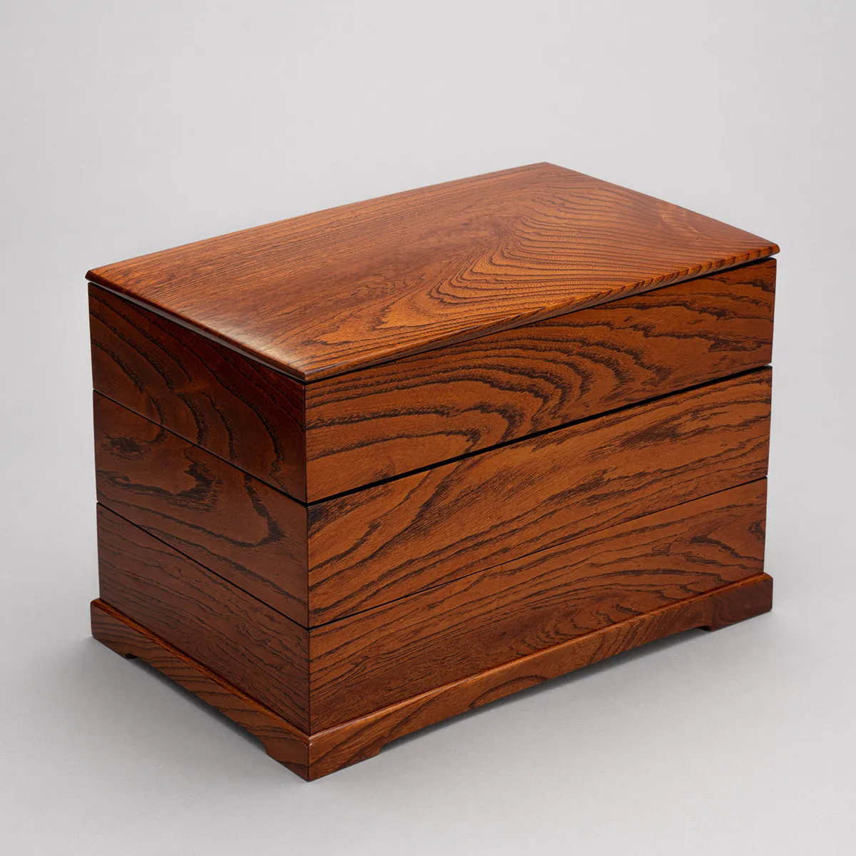Box of Zelkova and Sandalwood with Wipe-Lacquer Finish